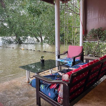 Se'Sun Amphawa Hotel Buitenkant foto