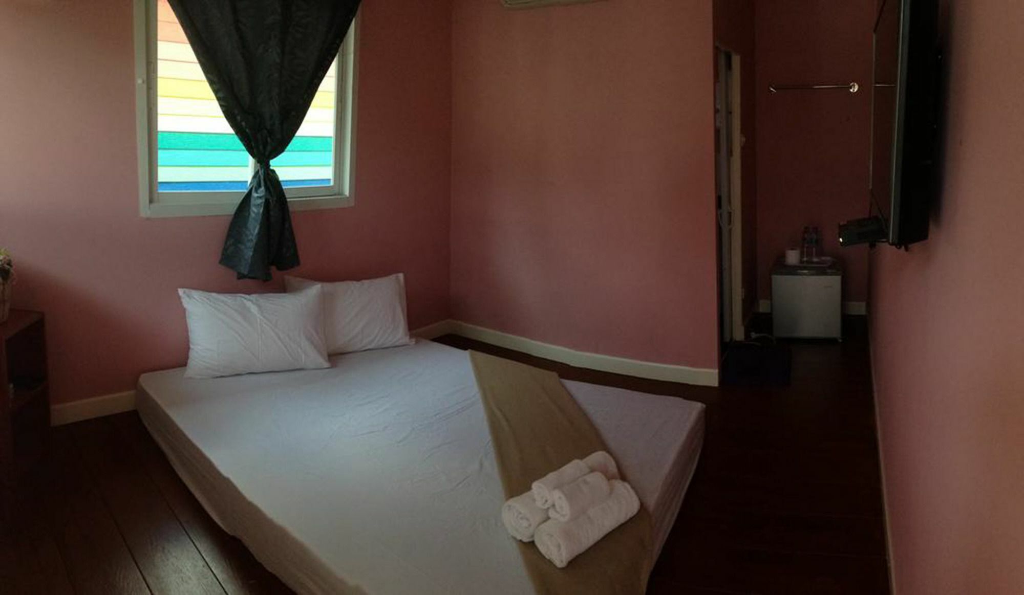 Se'Sun Amphawa Hotel Buitenkant foto